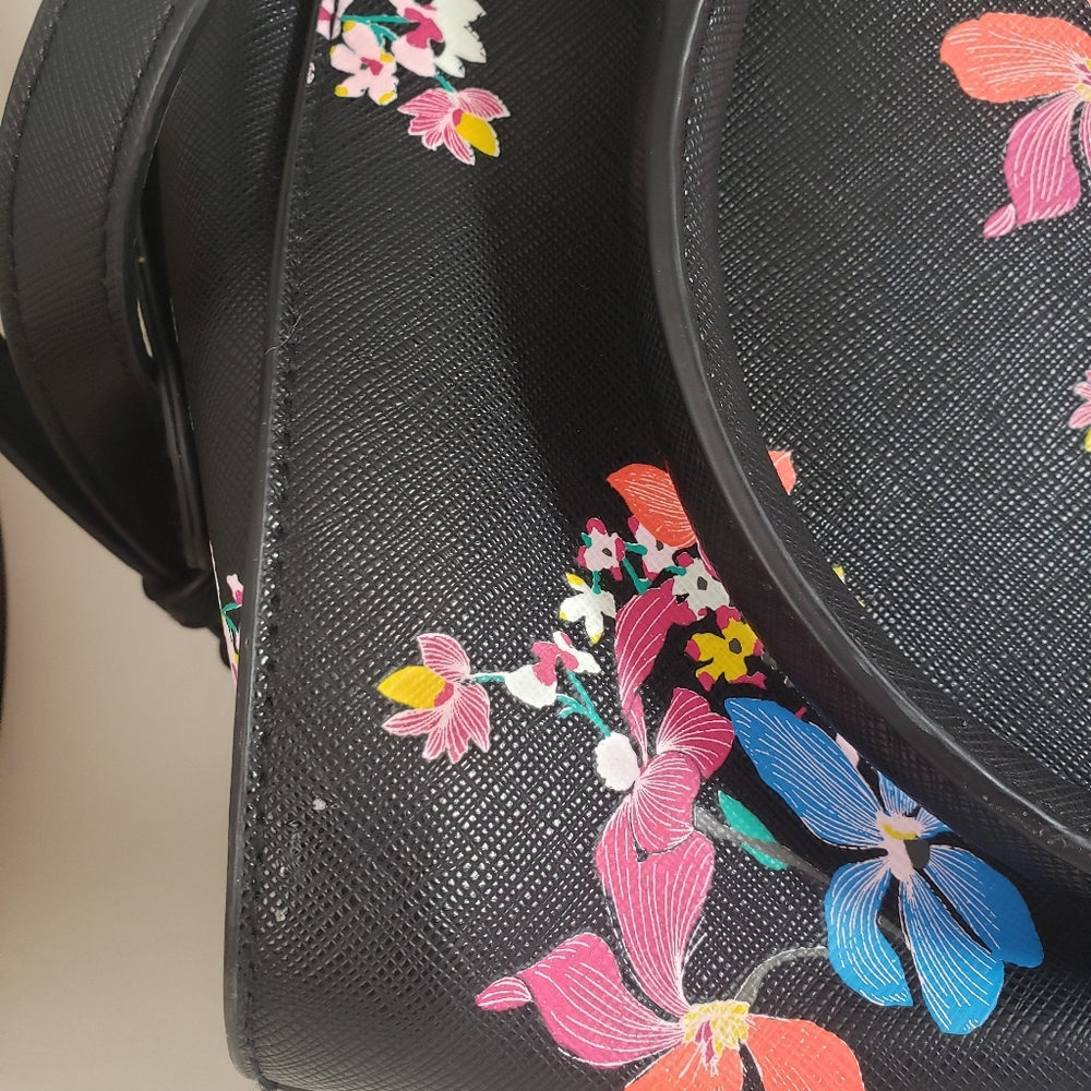 A new day black floral purse - Picture 3 of 8